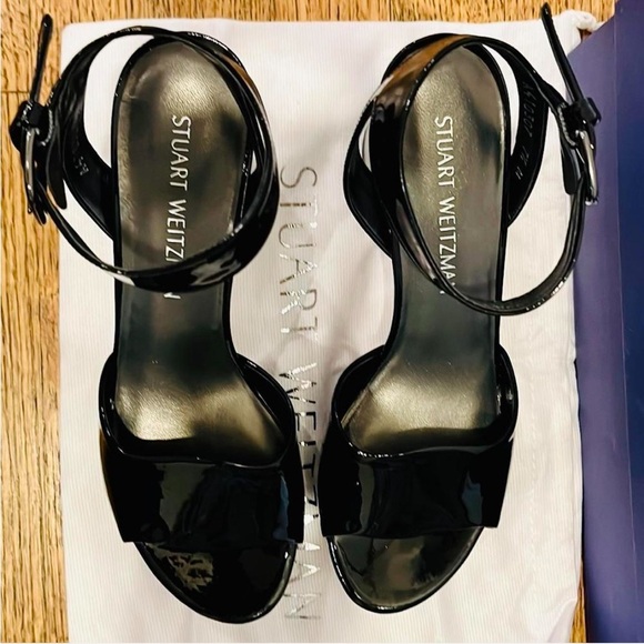 New In Box Stuart Weitzman “Real Deal” black patent leather platform sandals 7.5 - Picture 4 of 9